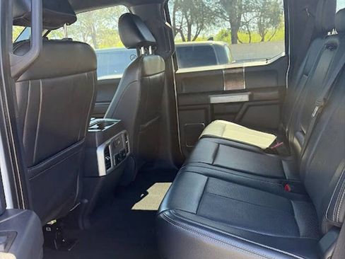 Used 2022 Ford F250 Lariat w/ Lariat Value Package AWD/4WD image 14