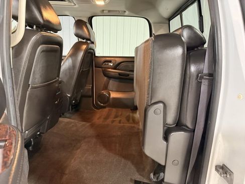 Used 2010 GMC Sierra 1500 Denali image 31