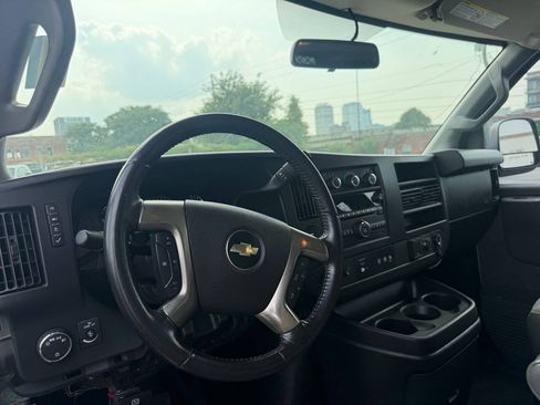 Used 2019 Chevrolet Express 2500 w/ Communications Package RWD image 11