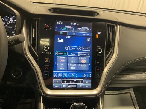 Used 2024 Subaru Outback Limited image 16