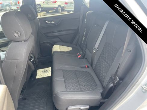 Used 2022 Chevrolet Blazer LT FWD image 15