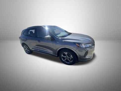 Used 2023 Ford Escape ST-Line w/ Tech Pack #1 image 4