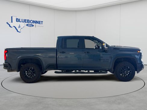 Used 2026 Chevrolet Silverado 2500 LT w/ Trail Boss Package AWD/4WD image 4