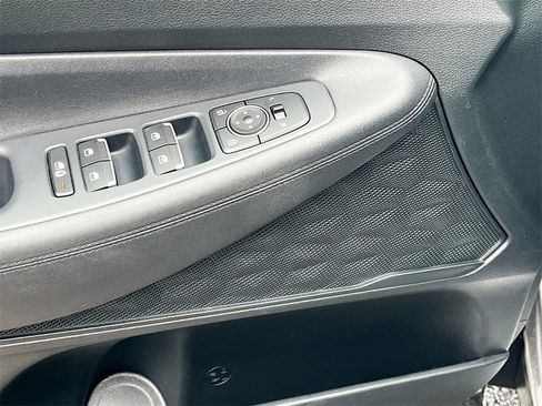 Used 2023 Hyundai Santa Fe SEL image 19