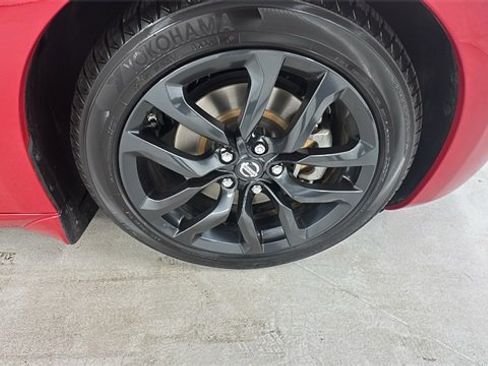 Used 2017 Nissan 370Z Touring image 9