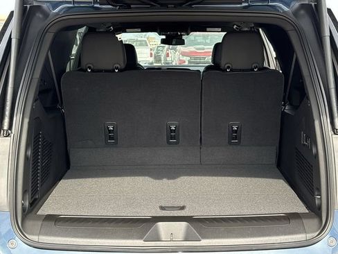 New 2026 Chevrolet Suburban LT w/ Comfort Package image 26