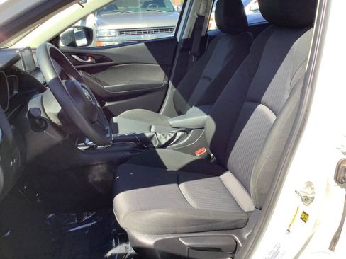 Used 2016 MAZDA MAZDA3 i Sport FWD image 29