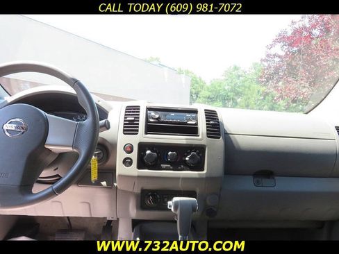 Used 2011 Nissan Frontier S AWD/4WD image 19