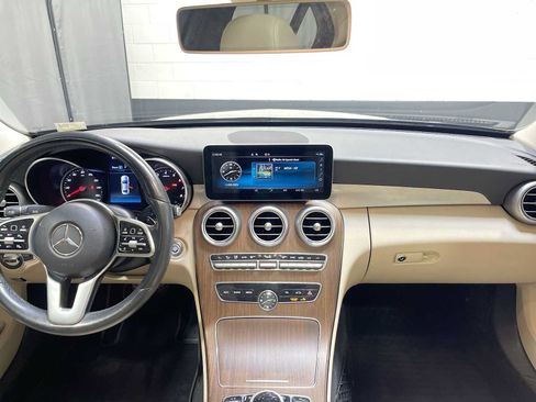 Used 2019 Mercedes-Benz C 300 4MATIC Sedan image 10