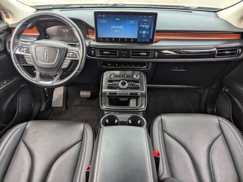 Used 2021 Lincoln Nautilus Reserve image 16