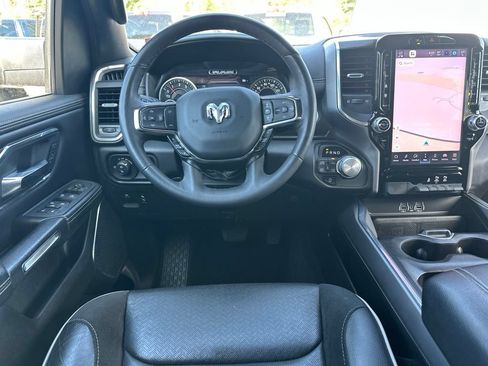 Used 2025 RAM 1500 Laramie AWD/4WD image 19