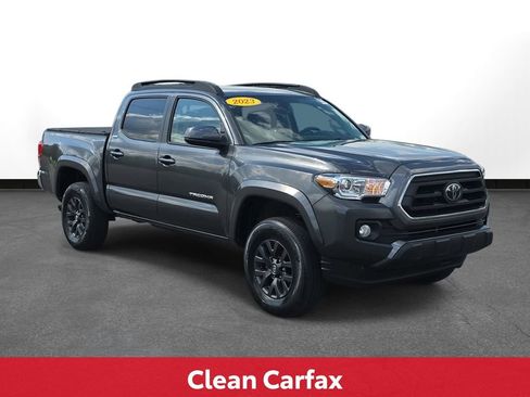 Certified 2023 Toyota Tacoma SR5 AWD/4WD image 4