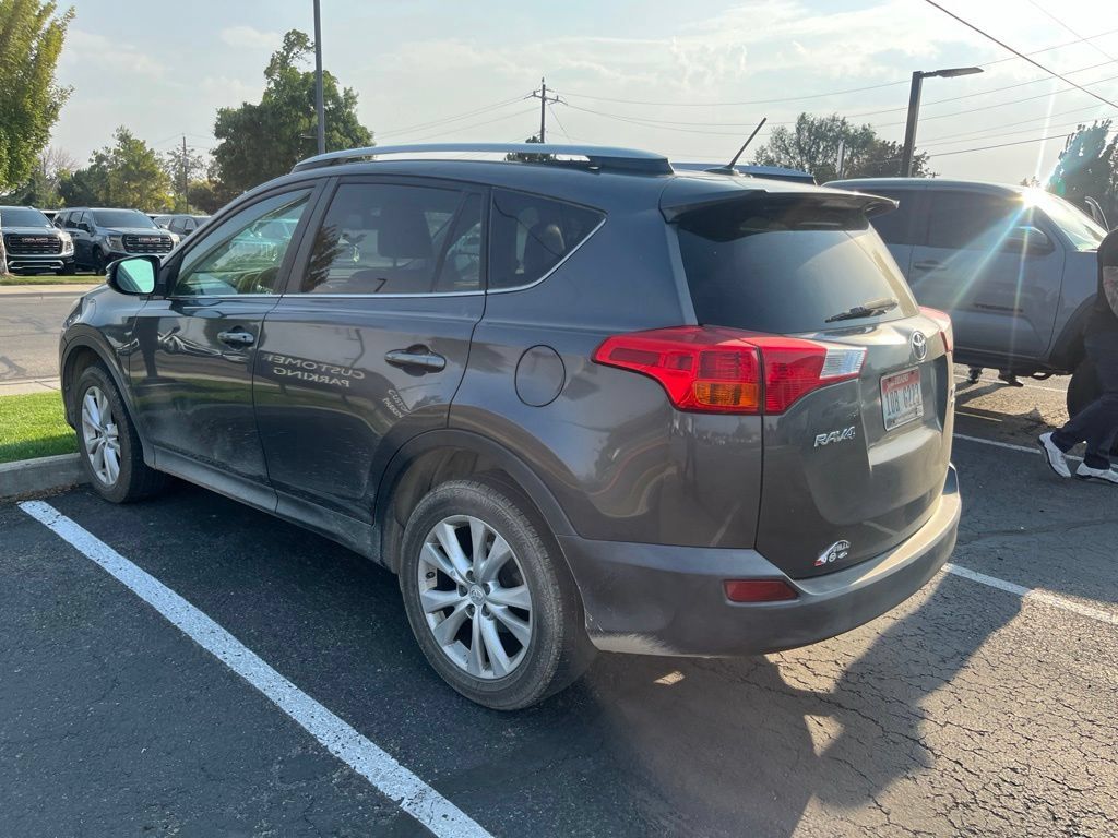 Used 2014 Toyota RAV4 Limited w/ Technology Package AWD/4WD image 3