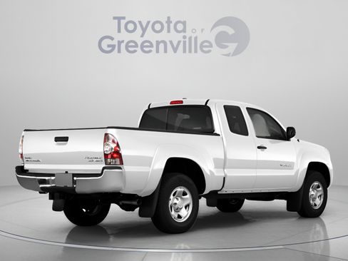 Used 2010 Toyota Tacoma PreRunner RWD image 4