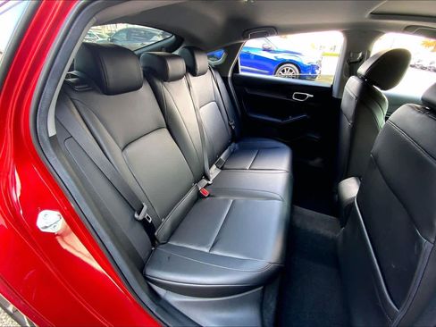 Certified 2025 Acura Integra image 17