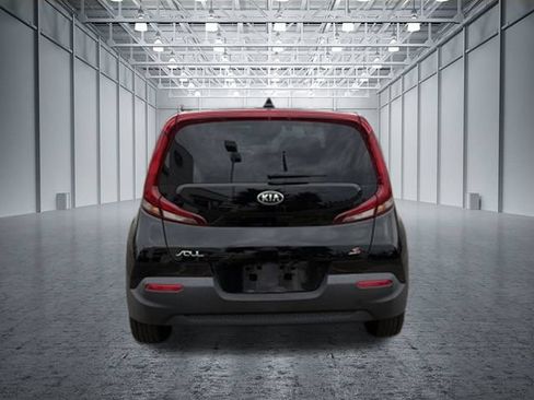 Used 2020 Kia Soul S FWD image 4