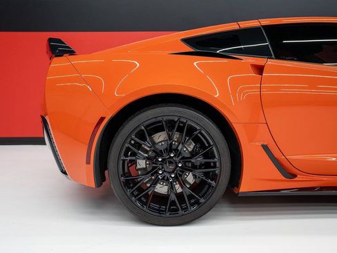 Used 2019 Chevrolet Corvette Z06 RWD image 65