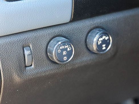 Used 2022 Chevrolet Colorado Z71 w/ Trail Boss Package image 12