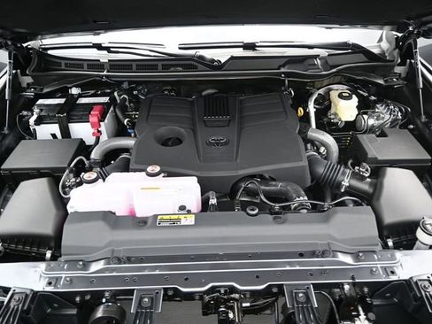 New 2026 Toyota Tundra Limited image 17