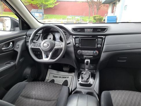 Used 2019 Nissan Rogue SV AWD/4WD image 35