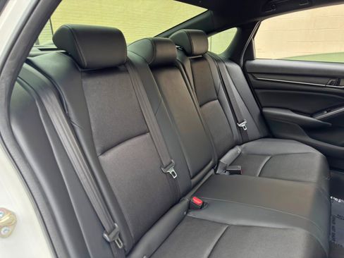 Used 2020 Honda Accord Sport image 33