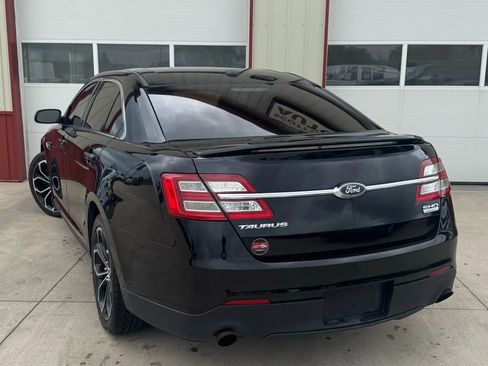 Used 2017 Ford Taurus SHO image 17