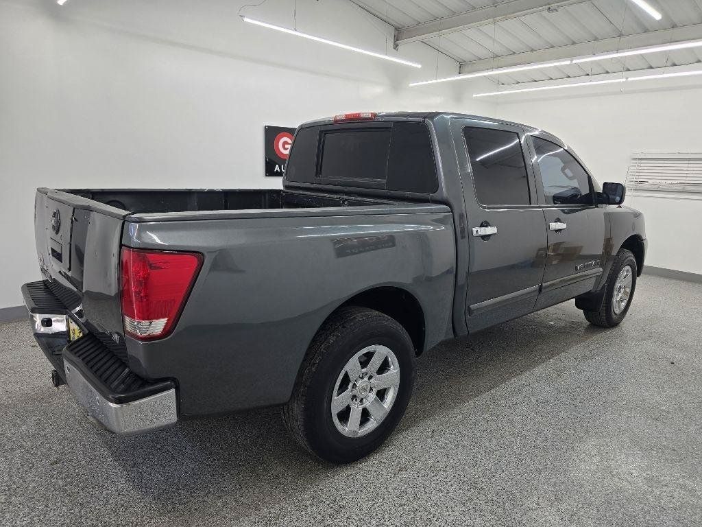 Used 2012 Nissan Titan SV RWD image 7