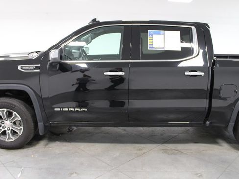 Used 2024 GMC Sierra 1500 SLT AWD/4WD image 6