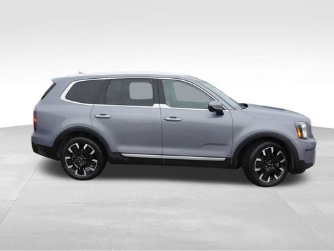 Used 2023 Kia Telluride SX Prestige AWD/4WD image 2