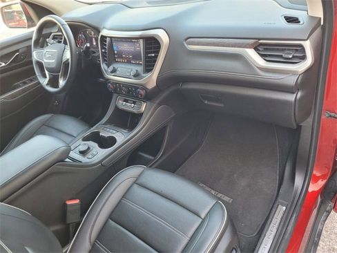Used 2023 GMC Acadia Denali image 17