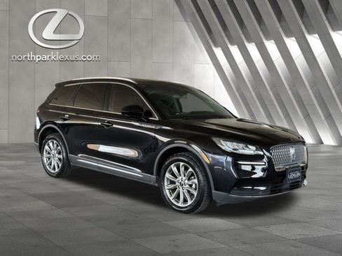 Used 2022 Lincoln Corsair FWD w/ Premium Package image 5