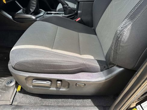 Used 2020 Toyota Tacoma TRD Sport AWD/4WD image 21