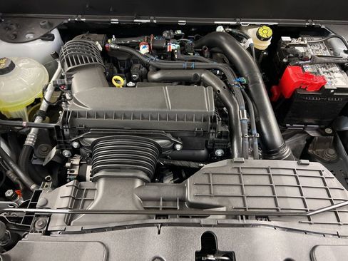 New 2025 Ford Maverick Lobo image 33