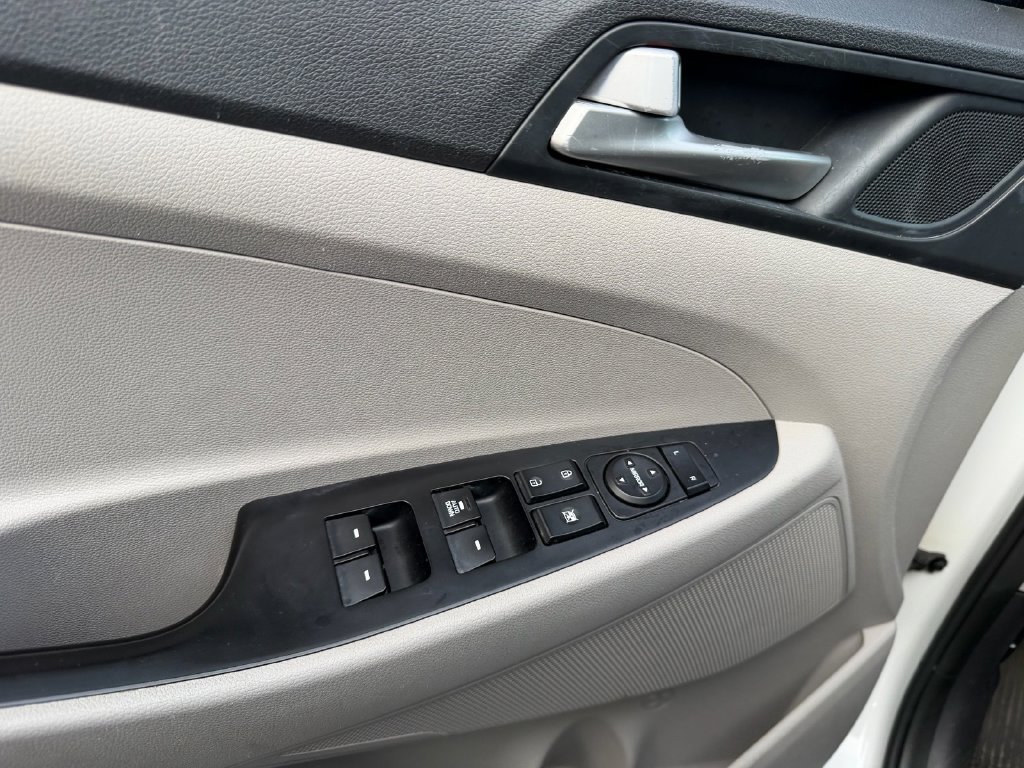 Used 2019 Hyundai Tucson SE FWD image 7
