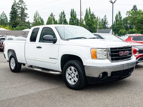 Used 2008 GMC Sierra 1500 SLE w/ Power Pack Plus RWD image 1