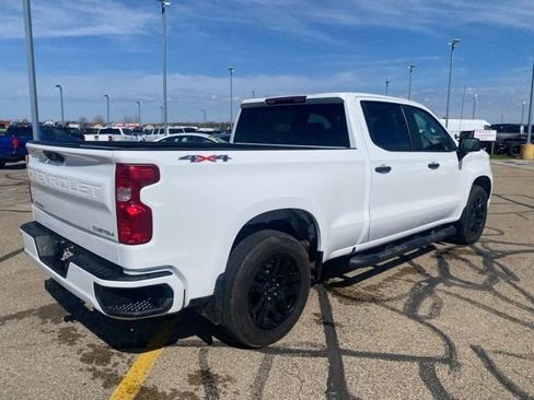 Used 2024 Chevrolet Silverado 1500 Custom AWD/4WD image 3