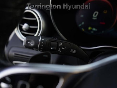 Used 2021 Mercedes-Benz GLC 300 4MATIC image 15