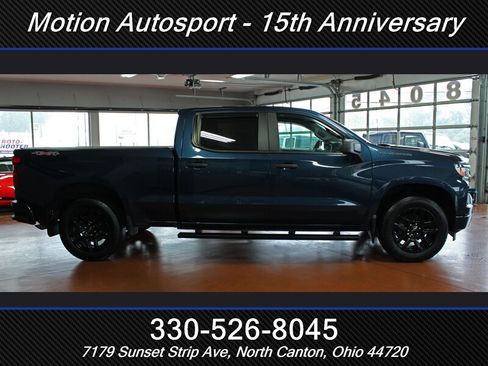 Used 2023 Chevrolet Silverado 1500 Custom AWD/4WD image 9