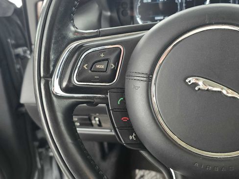 Used 2015 Jaguar XJ L Portfolio image 47