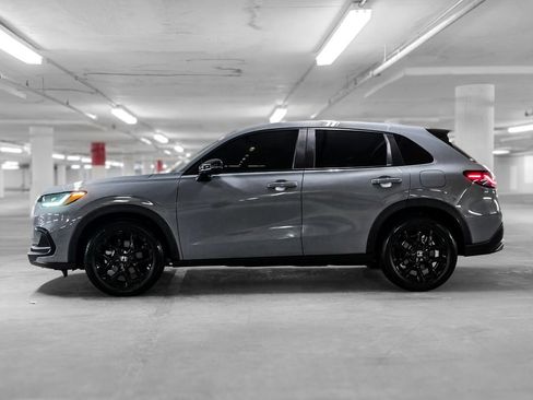 Used 2025 Honda HR-V Sport image 13