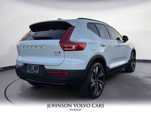 New 2026 Volvo XC40 B5 Ultra w/ Protection Package Premier image 3