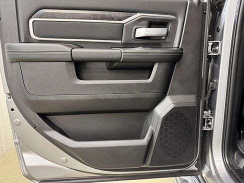 Used 2024 RAM 2500 Big Horn w/ Bed Utility Group image 15