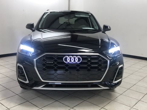 Used 2023 Audi Q5 2.0T Premium Plus AWD/4WD image 2