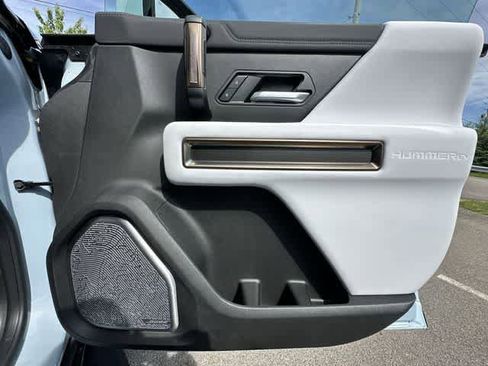 Used 2024 GMC Hummer EV 2X AWD/4WD image 24