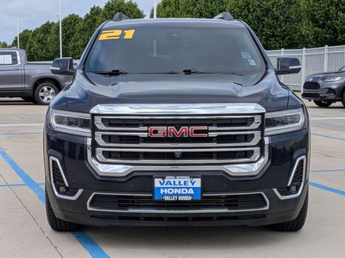 Used 2021 GMC Acadia SLT w/ Technology Package AWD/4WD image 3