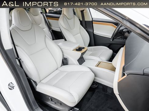 Used 2018 Tesla Model X 75D image 70