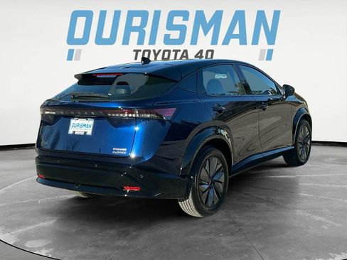 Used 2024 Nissan Ariya AWD image 7