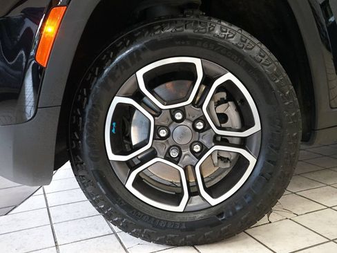 Used 2023 Jeep Grand Cherokee Trailhawk AWD/4WD image 60