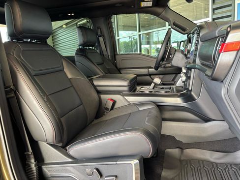 Used 2025 Ford F150 Raptor image 28