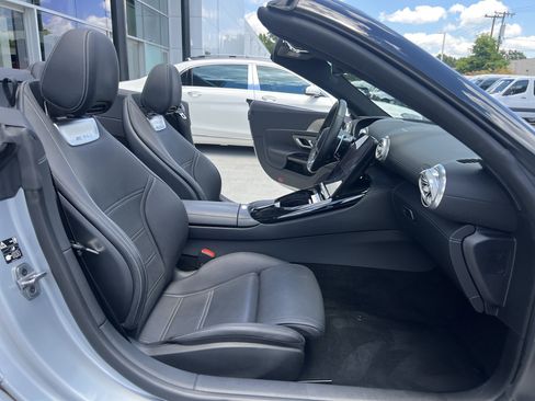 Certified 2022 Mercedes-Benz SL 63 AMG 4MATIC image 35